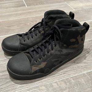 CAMO ALTAMA SHOES 11.5